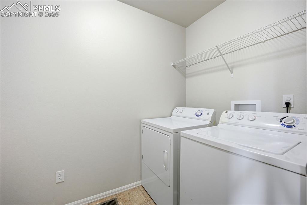 Image 20 of 42: Laundry