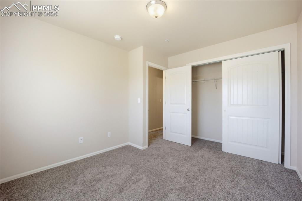 Image 23 of 42: Bedroom