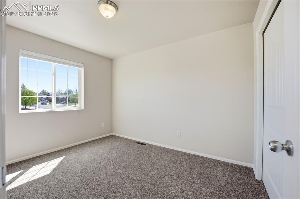 Image 25 of 42: Bedroom