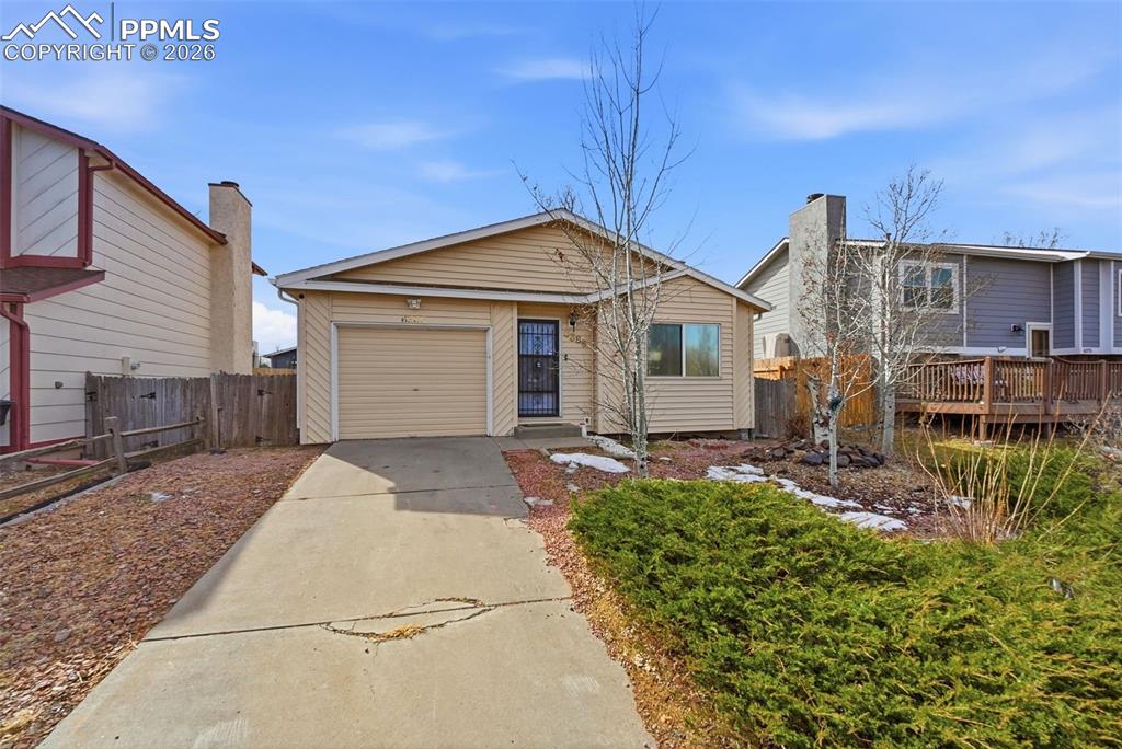 Image 37 of 40: Front of Structure