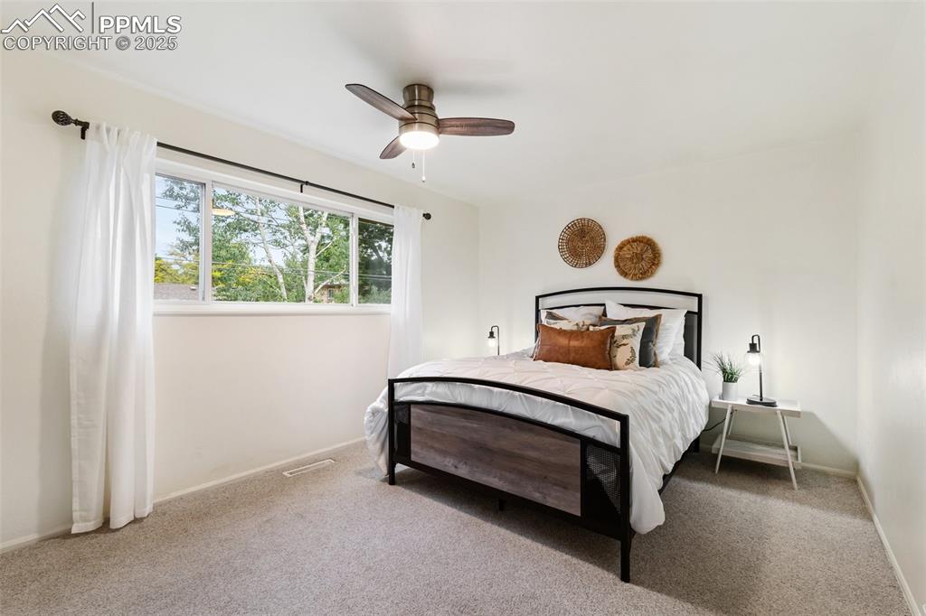 Image 14 of 39: Bedroom