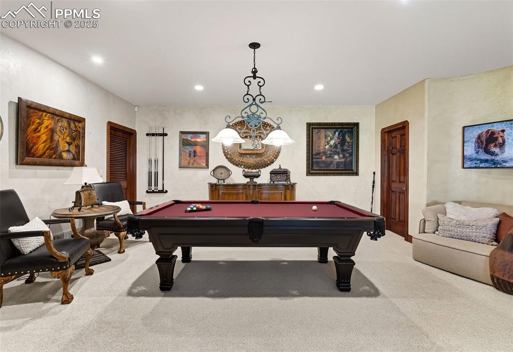 Image 40 of 50: Game Room