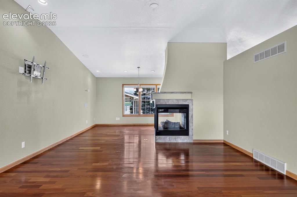 Image 13 of 48: Living Room