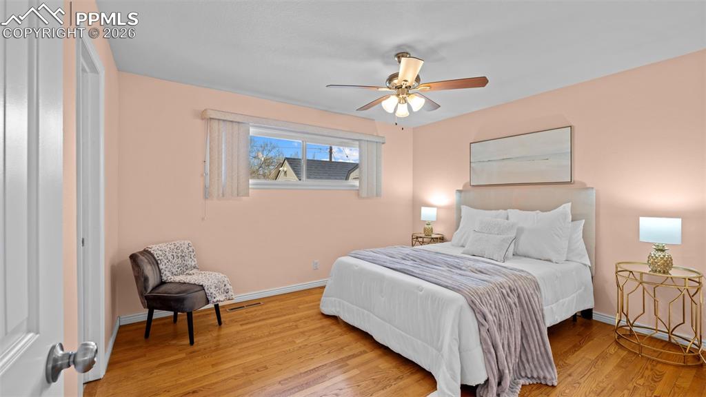 Image 19 of 42: Master Bedroom