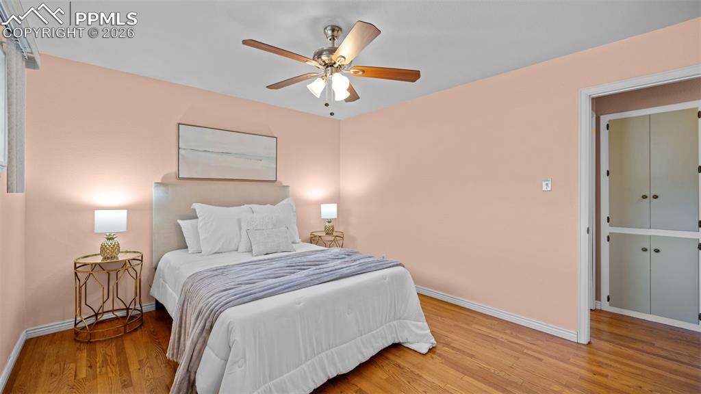 Image 21 of 42: Master Bedroom