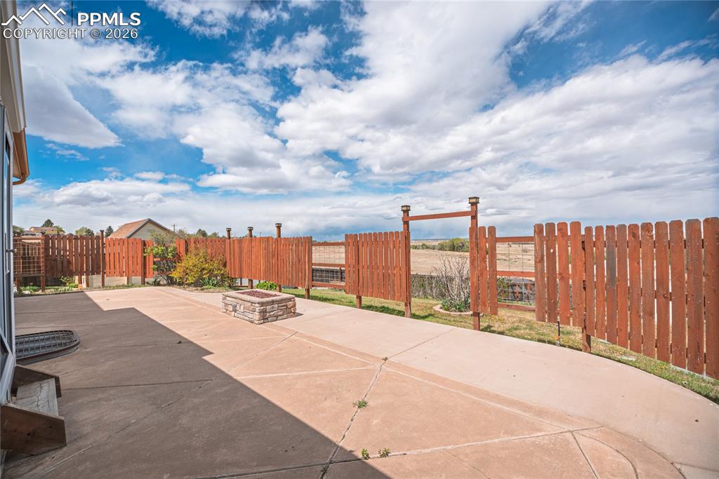 Image 44 of 49: Patio