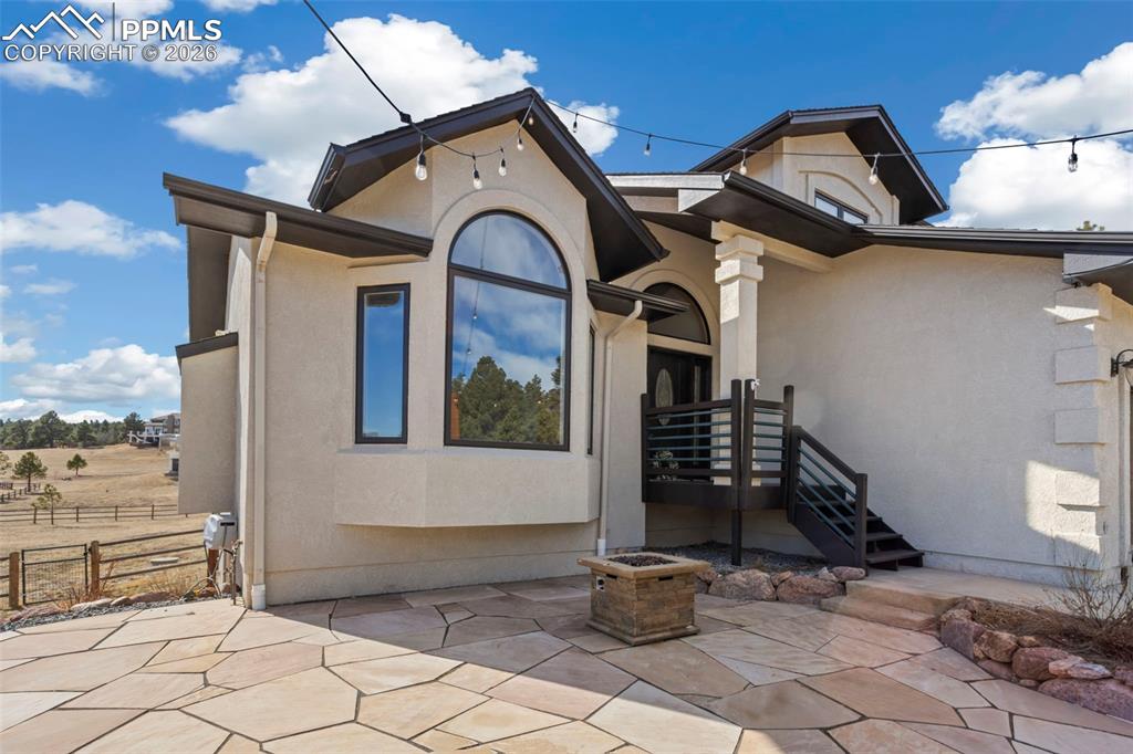 Image 11 of 44: Front of Structure