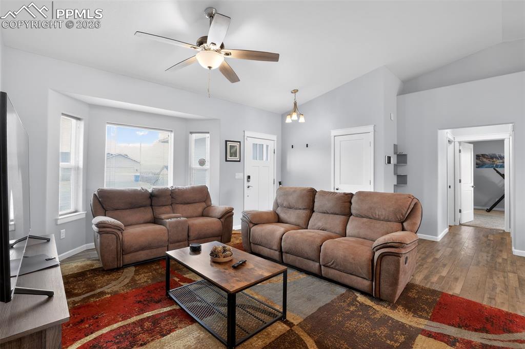 Image 10 of 33: No Description Available