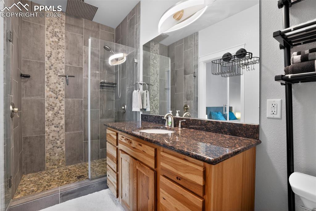 Image 19 of 33: No Description Available