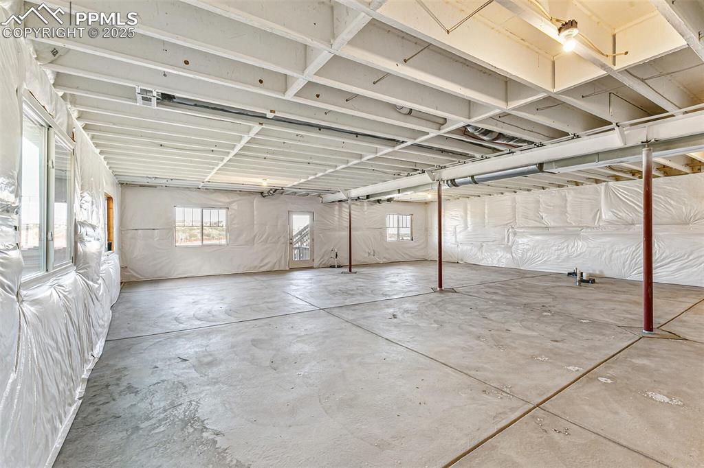 Image 27 of 32: Basement