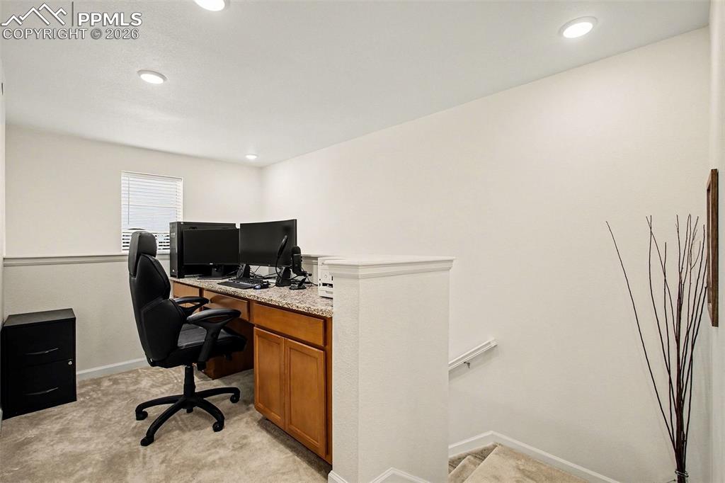 Image 10 of 23: 2nd floor loft/desk