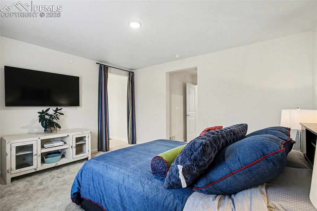 Image 15 of 23: primary