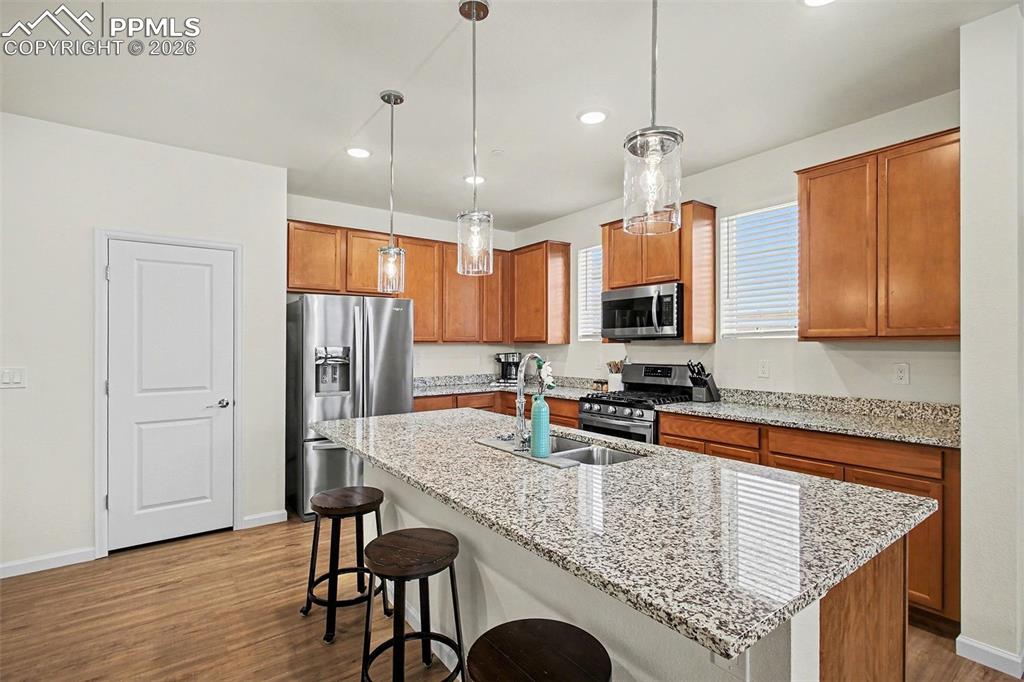 Image 5 of 23: Kitchen