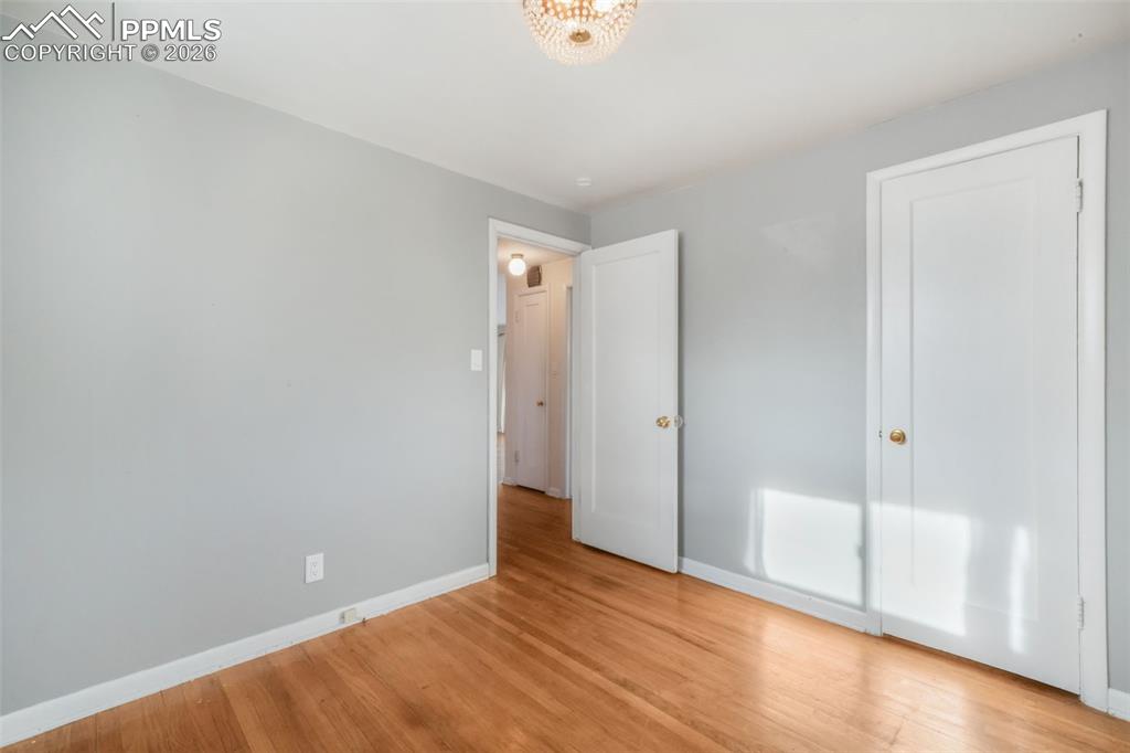 Image 29 of 46: Bedroom