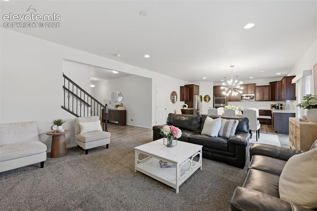 Image 13 of 42: Spacious living room