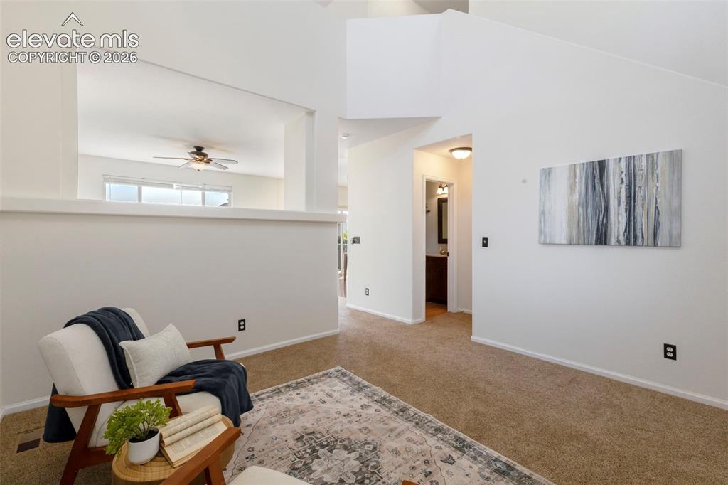 Image 8 of 44: Sitting Room