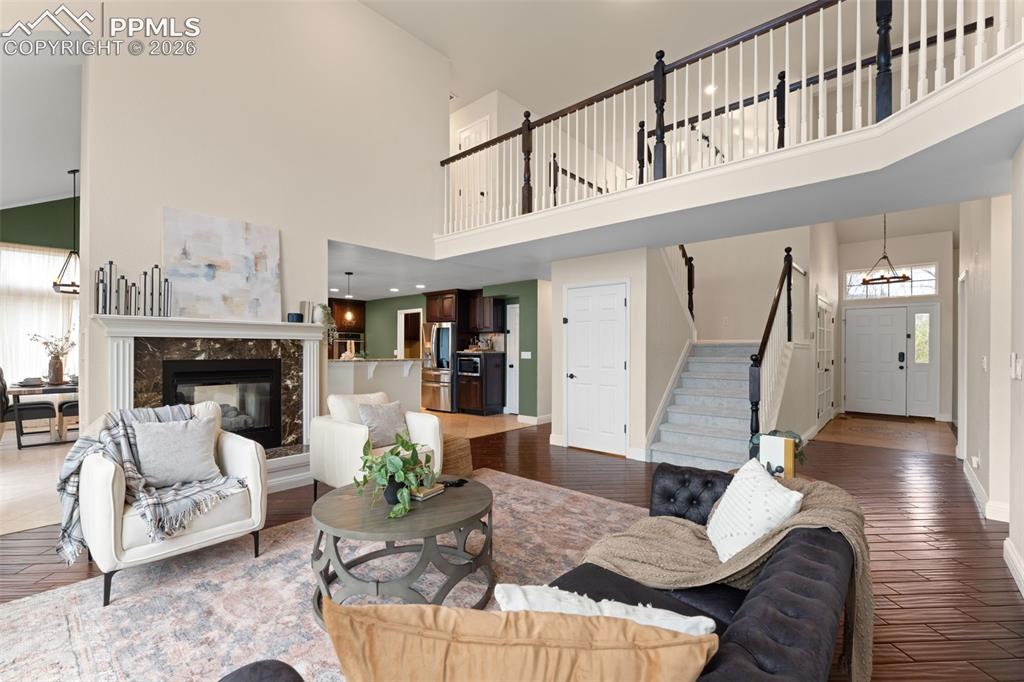 Image 11 of 50: Living Room