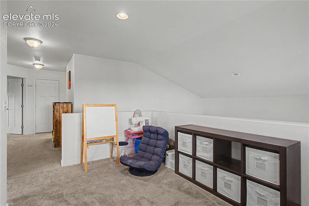 Image 16 of 37: Sitting Room