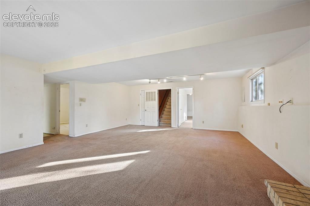 Image 33 of 47: Recreation Room