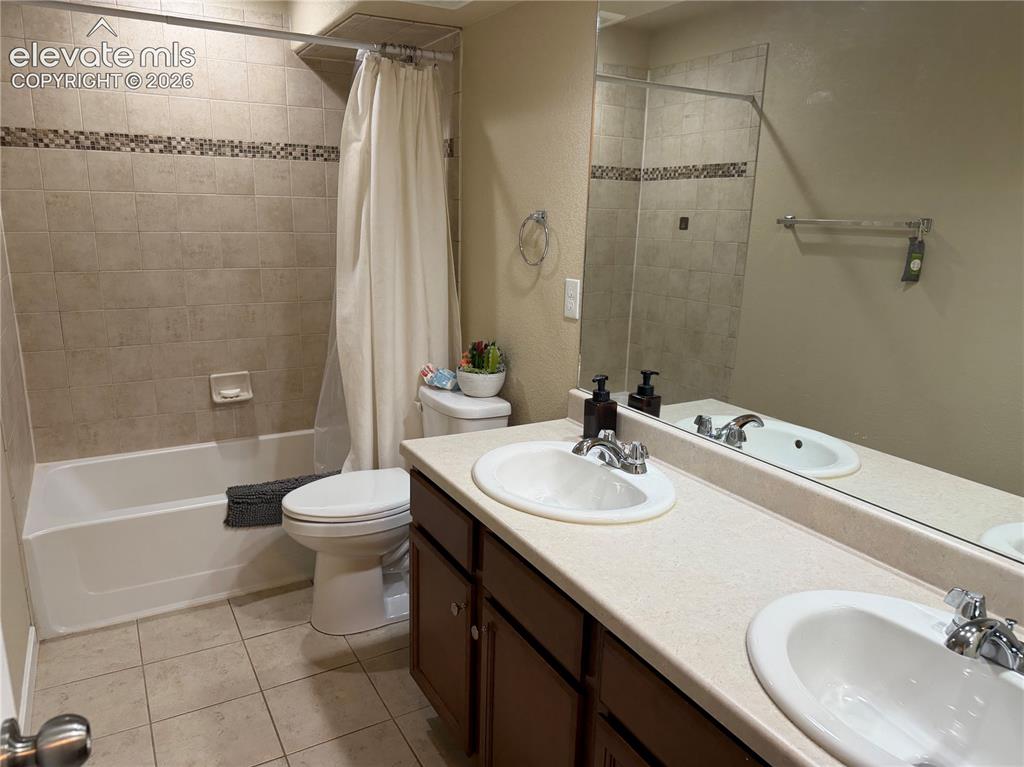 Image 19 of 31: Basement