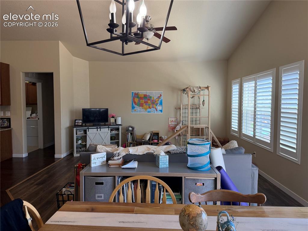 Image 6 of 31: Kitchen/Dining