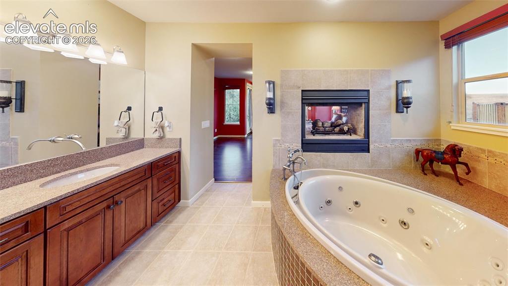 Image 30 of 44: Master Bathroom