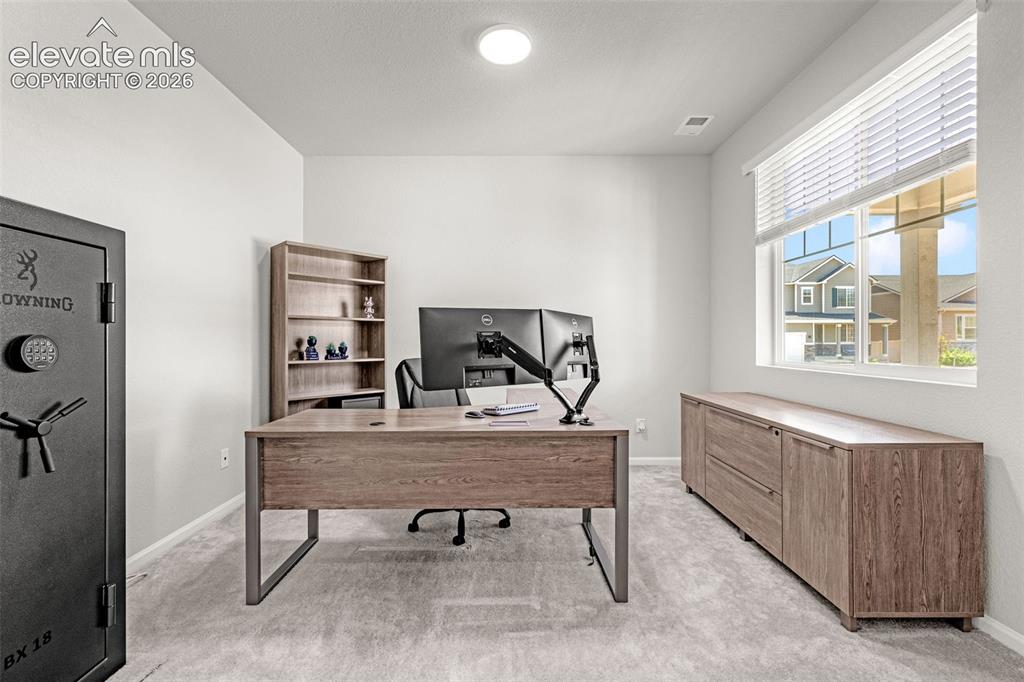 Image 8 of 35: Office