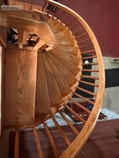 Image 20 of 34: View of the building interior from the loft.