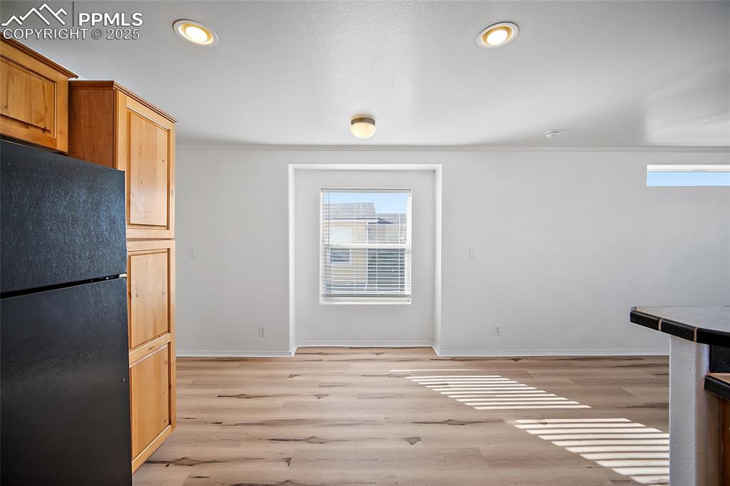 Image 13 of 31: Dining Area