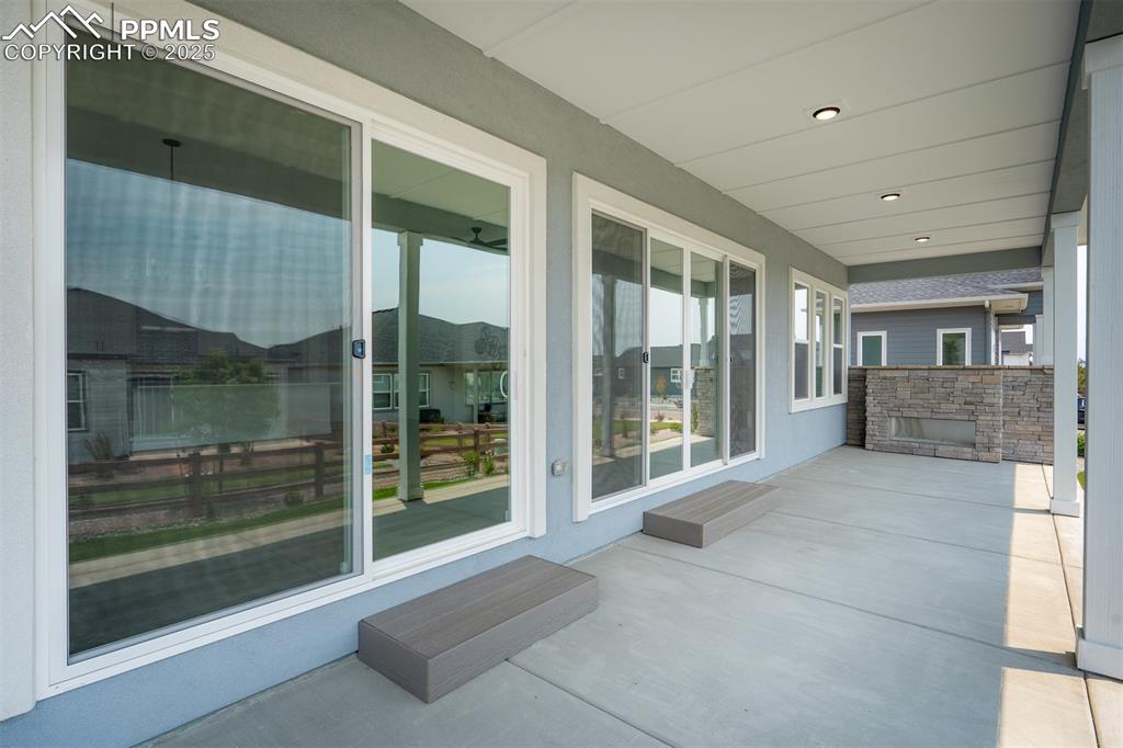 Image 41 of 43: Patio