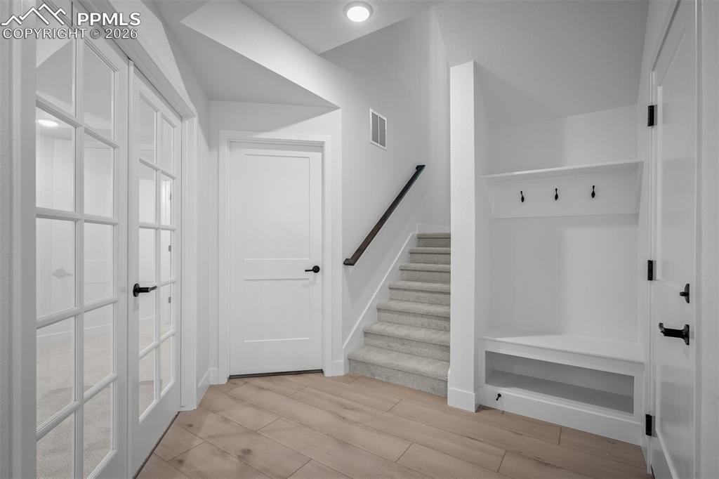 Image 2 of 37: Entrance Foyer