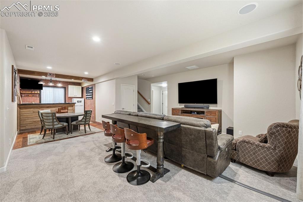 Image 36 of 48: Living Room