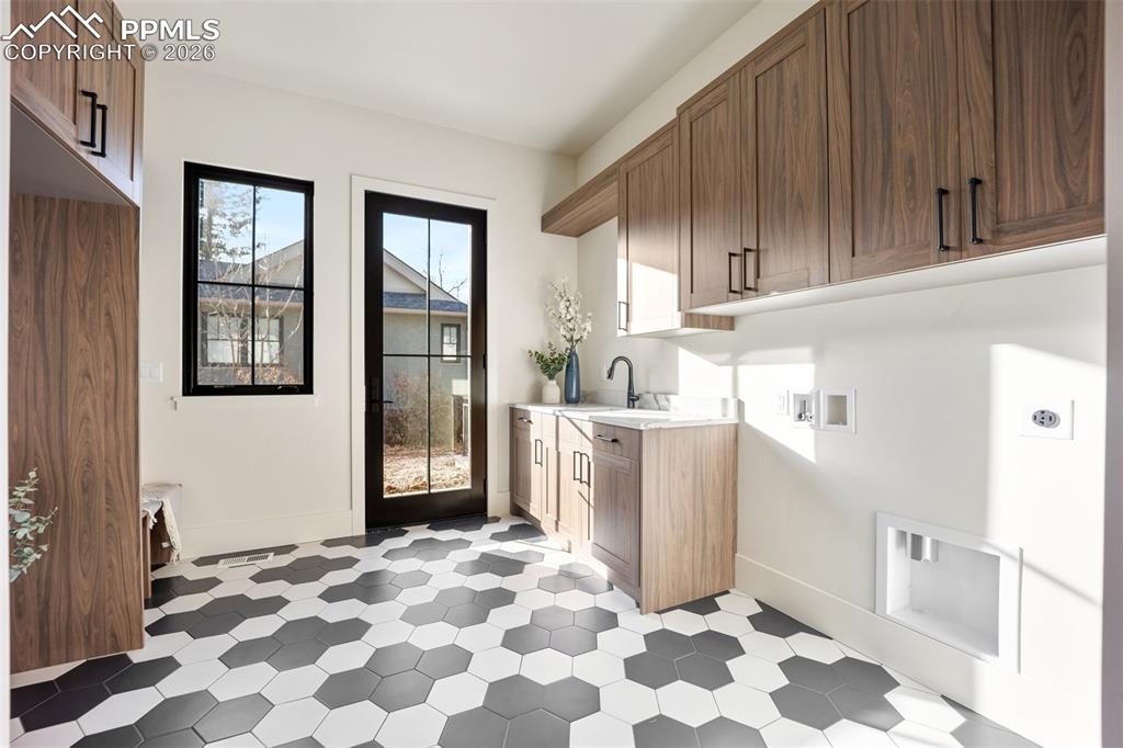 Image 39 of 45: No Description Available