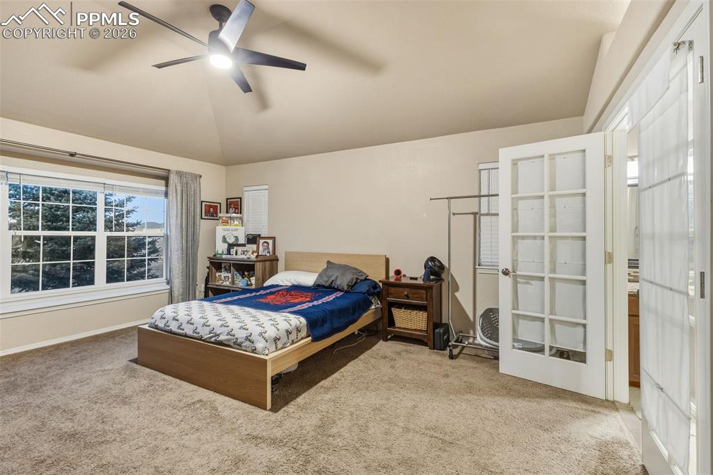 Image 22 of 37: Bedroom