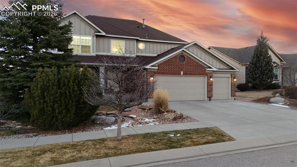 Image 3 of 37: Front of Structure