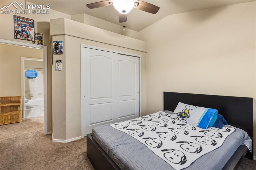 Image 30 of 37: Bedroom