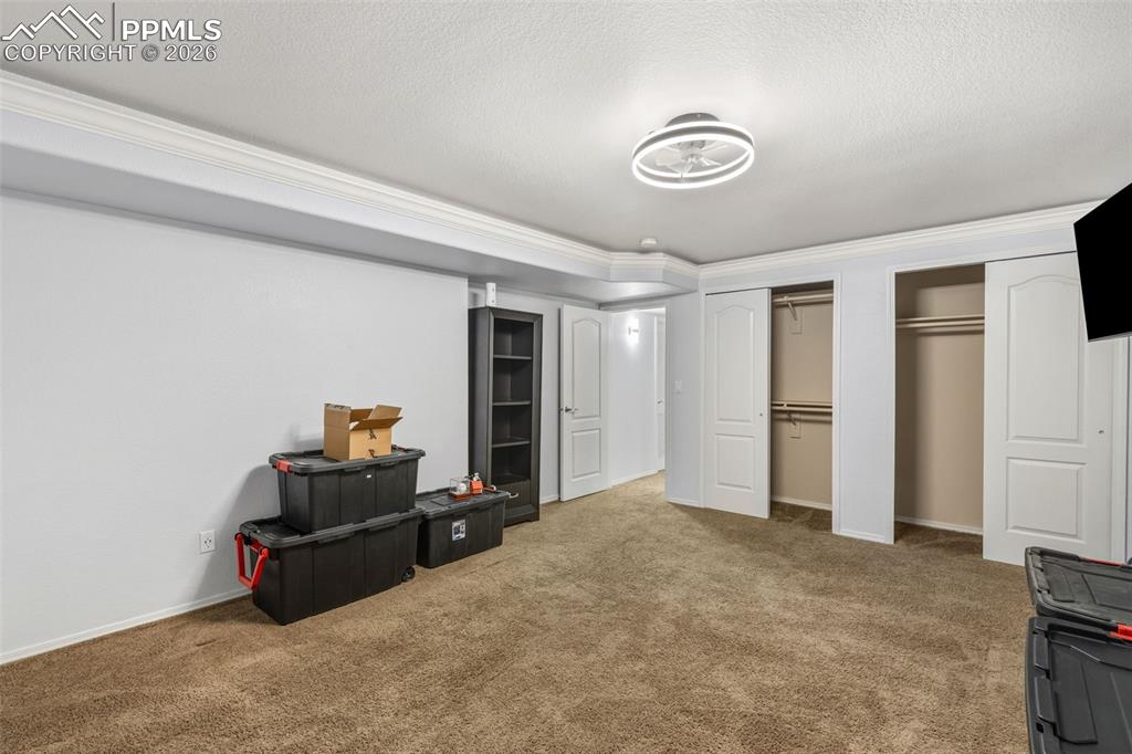 Image 35 of 37: Bedroom