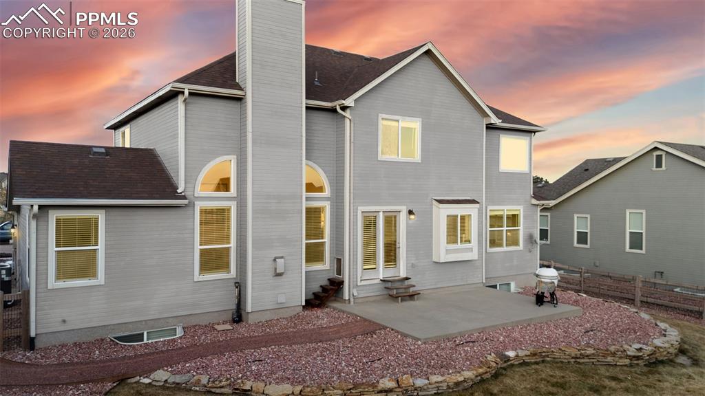 Image 41 of 43: Back of Structure