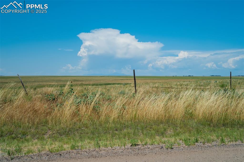 Image 24 of 25: View of nature with rural landscape