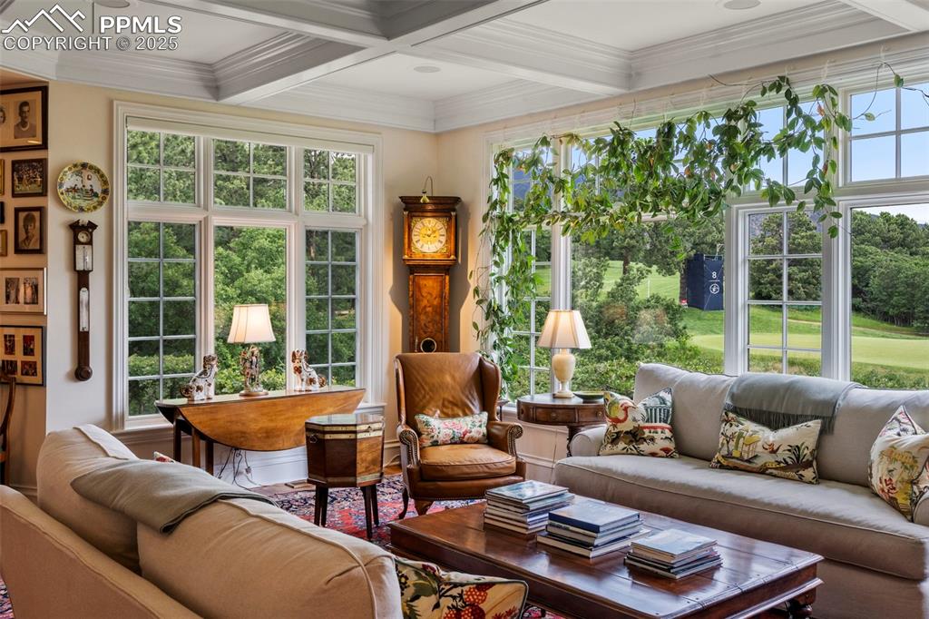 Image 18 of 50: Sun Room