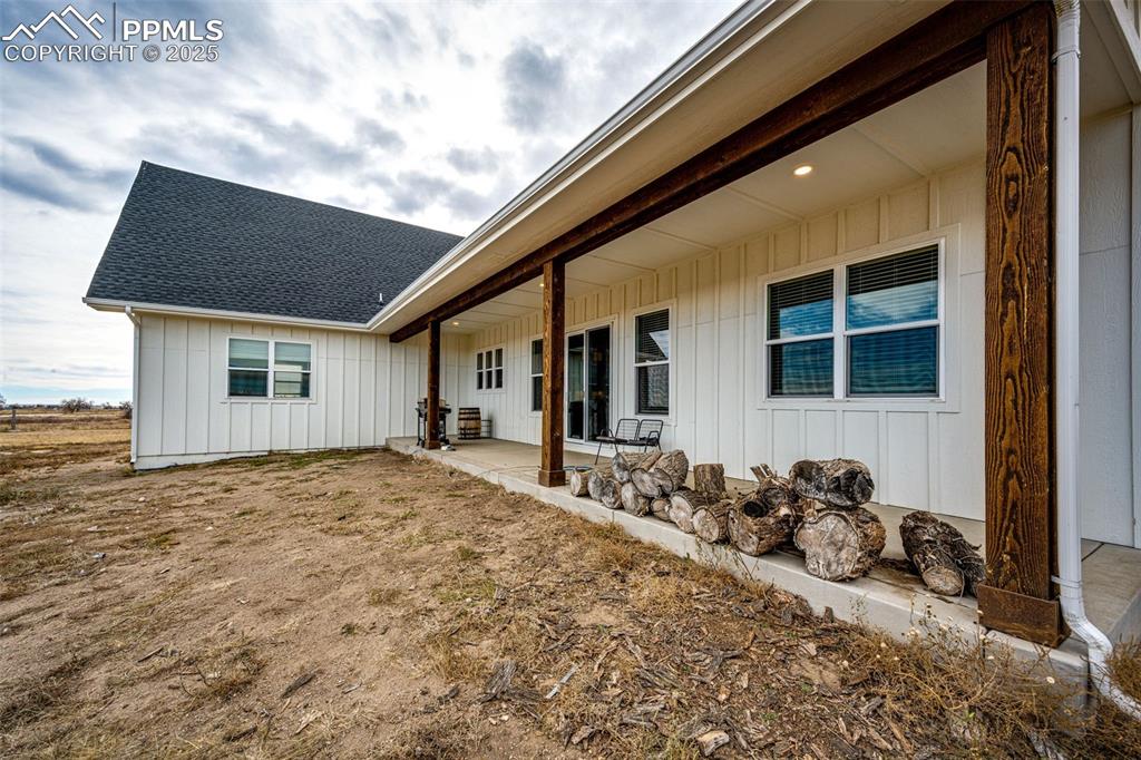 Image 35 of 40: Side of Structure