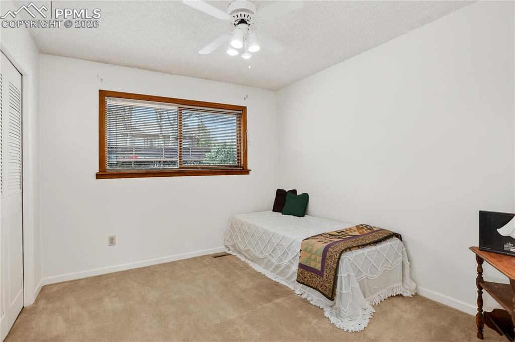 Image 25 of 37: Upper level Bedroom #3