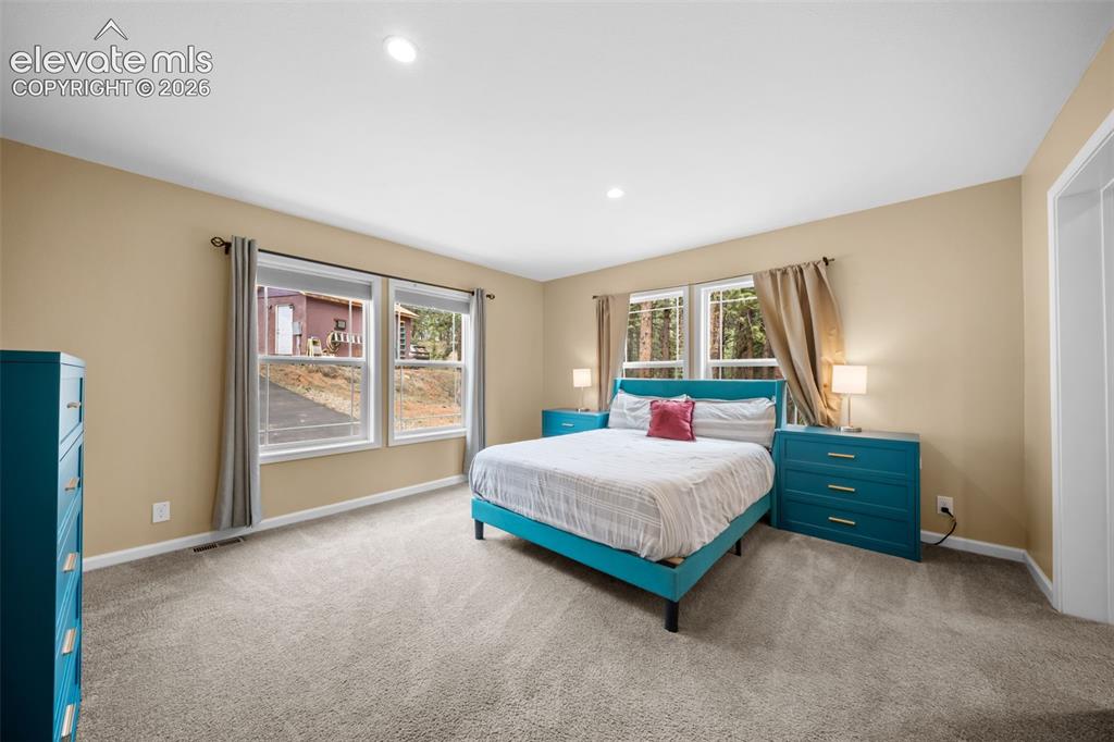 Image 21 of 49: Master Bedroom