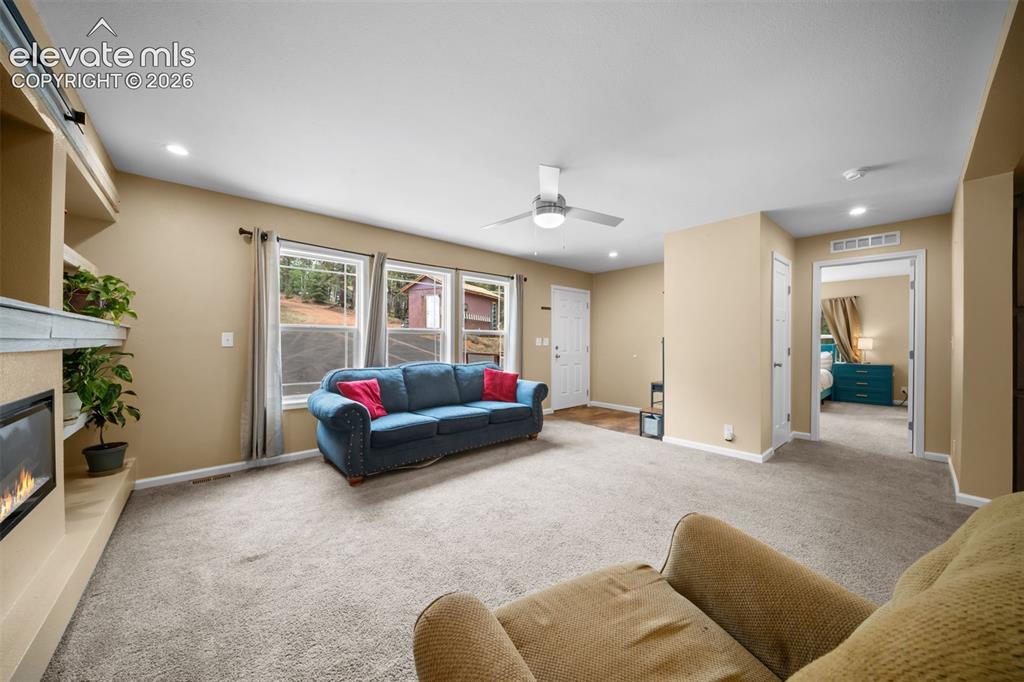 Image 6 of 49: Living Room