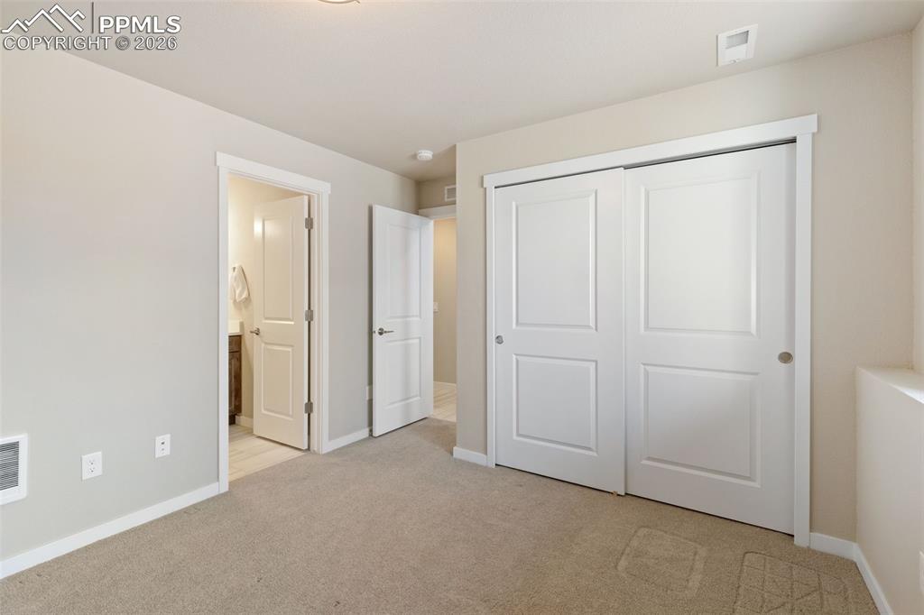 Image 32 of 40: Additional lowest level suite