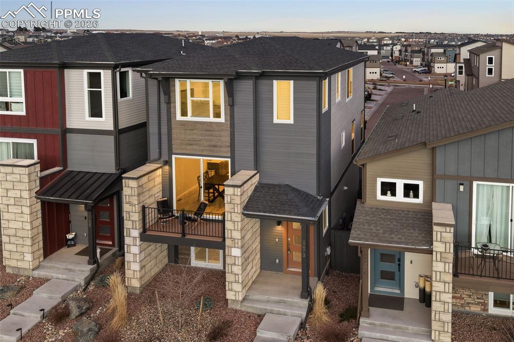 Image 4 of 40: Front of Structure