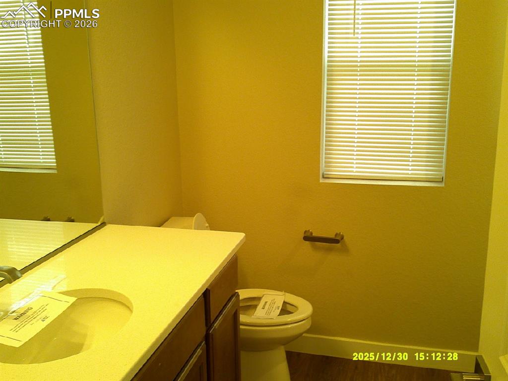 Image 9 of 18: Bathroom