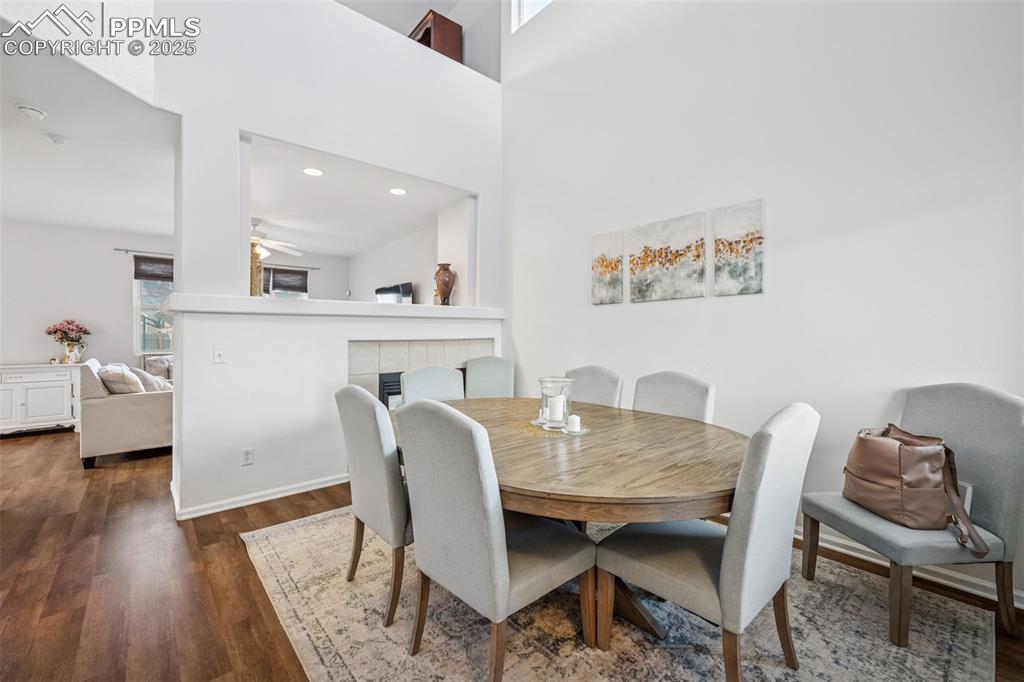 Image 2 of 40: Dining Area