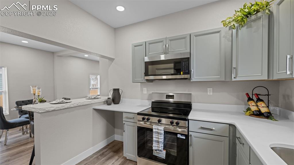 Image 17 of 36: Brand new granite countertops