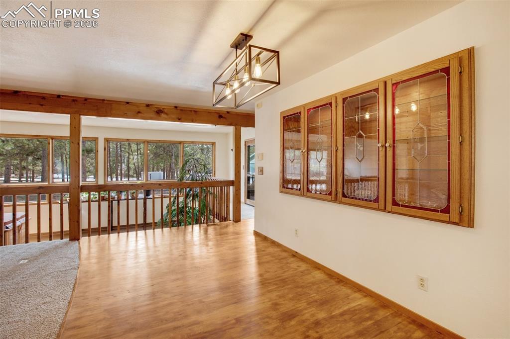 Image 10 of 28: Dining Room